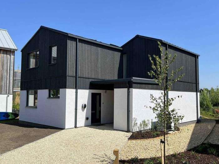 nHouse dark cladding front