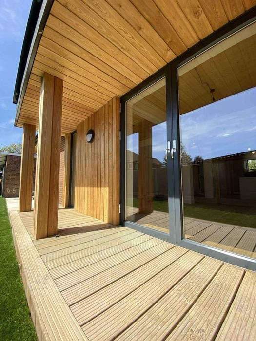 nHouse cedar deck